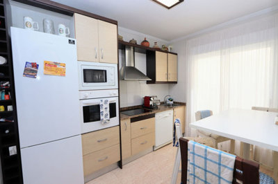 12-53013098fcab6c38b1379cd33298e050