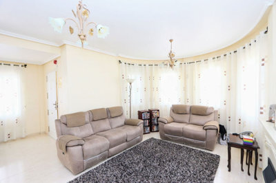 7-aa4cc561180b369757c0bb4af9886cd3