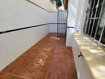 b0ba1f8b-58d2-4d02-8fb5-d81760723d3dxlarge