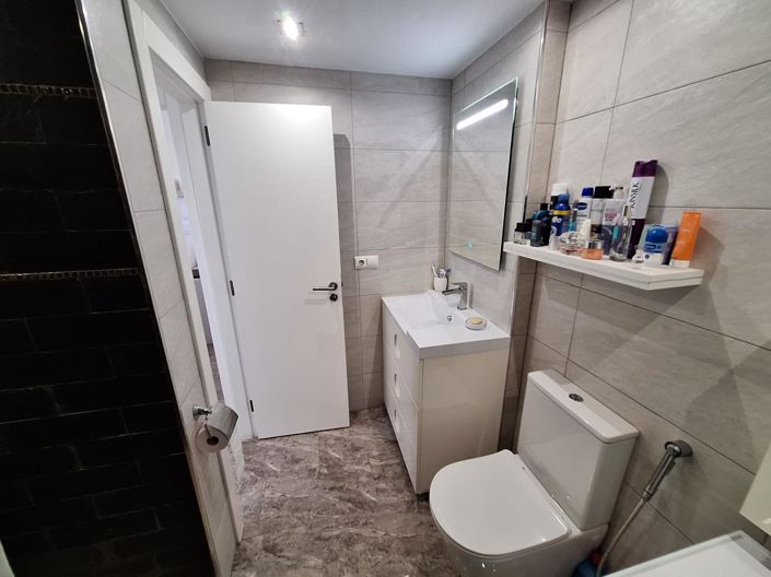 Image No.22-2 Bed Apartment for sale