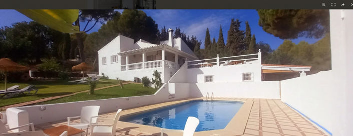 Image No.1-4 Bed Villa for sale