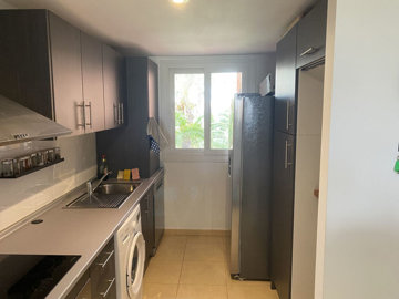 11-20939a0134ad724a8cb2a801094d15a4