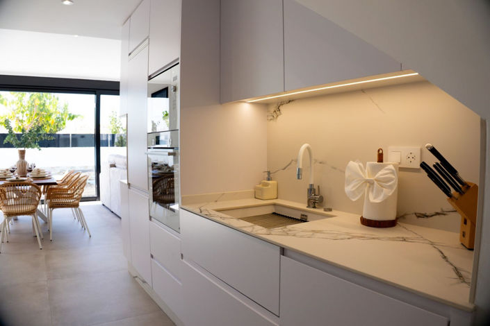 Image No.17-3 Bed House for sale