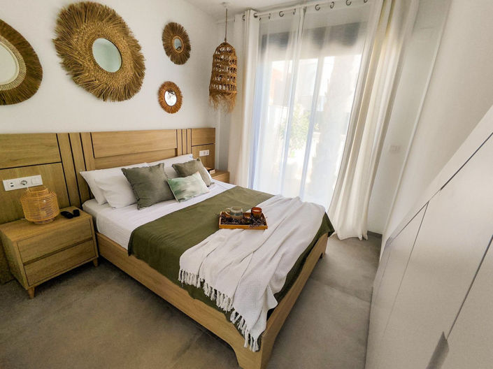 Image No.19-3 Bed House for sale