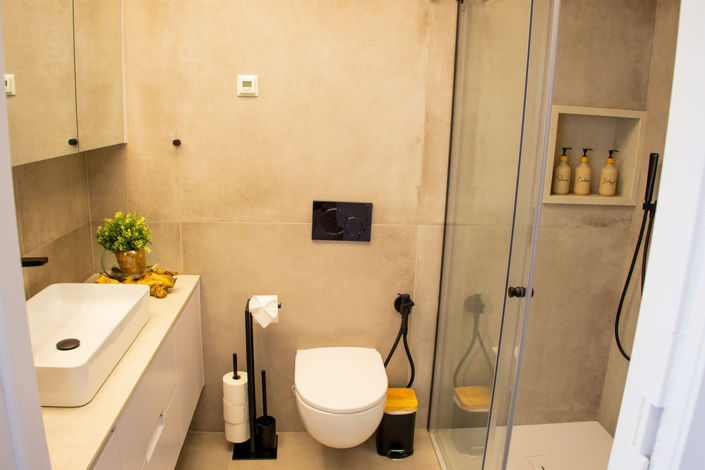 Image No.22-3 Bed House for sale