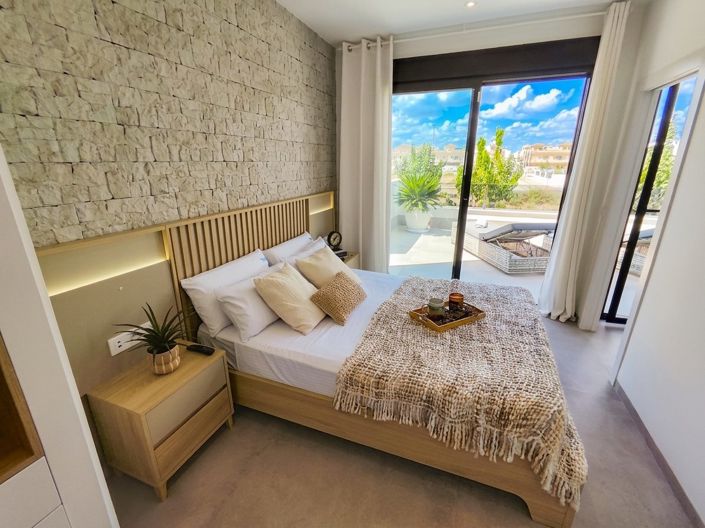 Image No.24-3 Bed Villa for sale