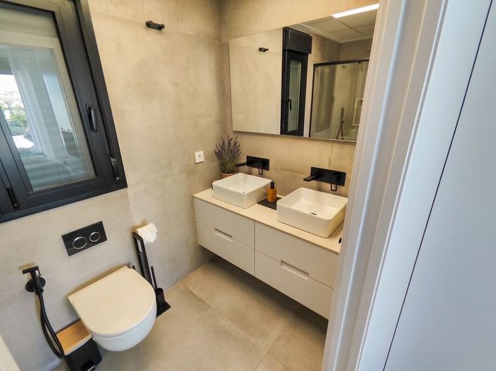 Image No.32-3 Bed Villa for sale