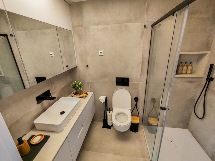 Image No.34-3 Bed House for sale