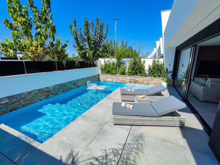 Image No.39-3 Bed Villa for sale