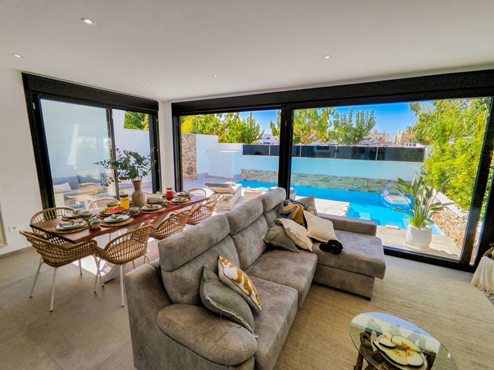 Image No.4-3 Bed House for sale