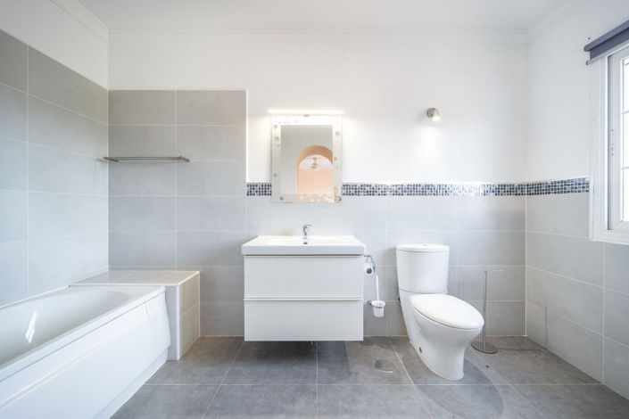 Image No.21-4 Bed Villa for sale