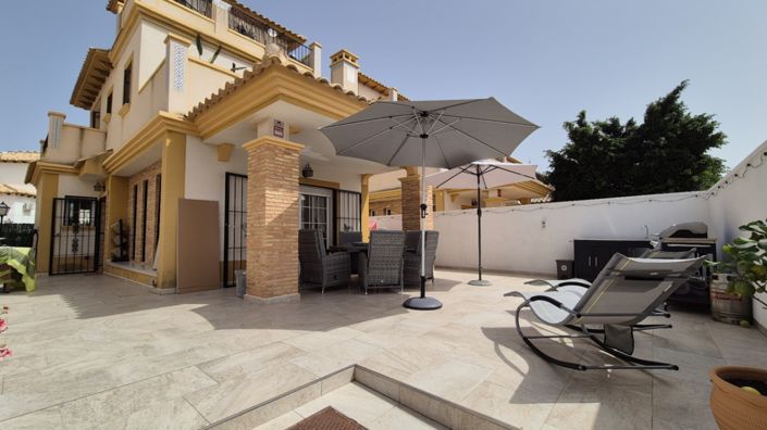 Image No.1-Villa de 3 chambres à vendre à Orihuela