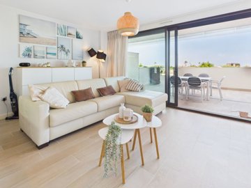 9775seafront2bedroom2bathroomapartmentwithstu