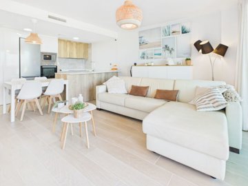 9775seafront2bedroom2bathroomapartmentwithstu