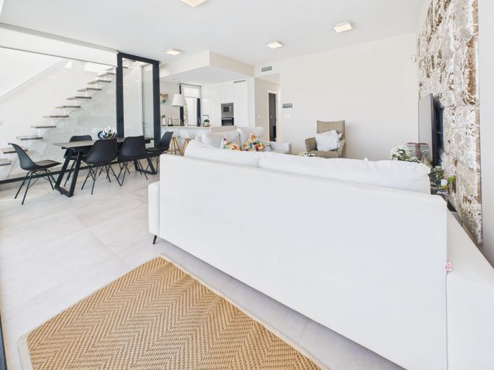 Image No.26-3 Bed Villa for sale