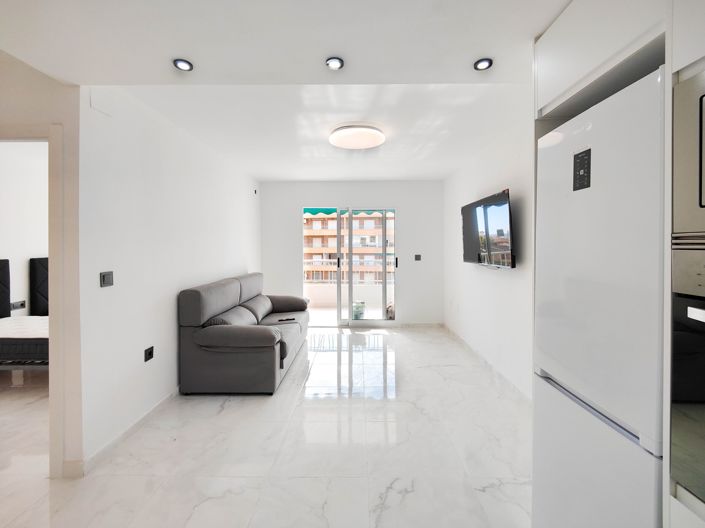 Image No.9-2 Bed Apartment for sale