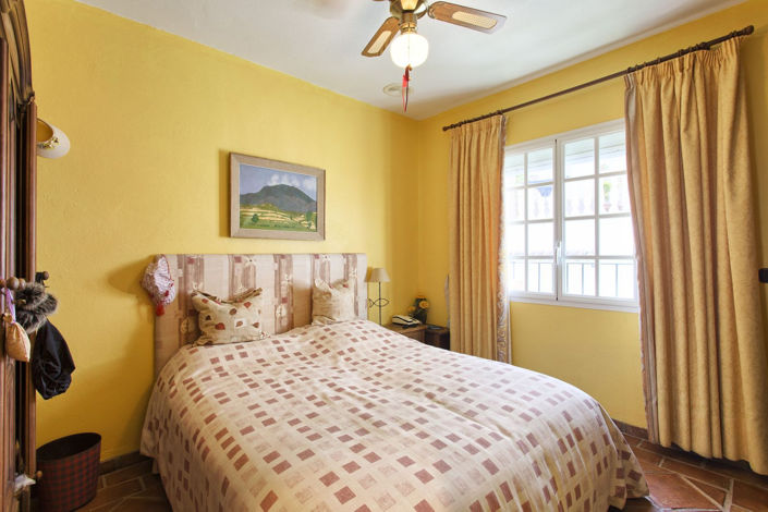 Image No.15-3 Bed Townhouse for sale