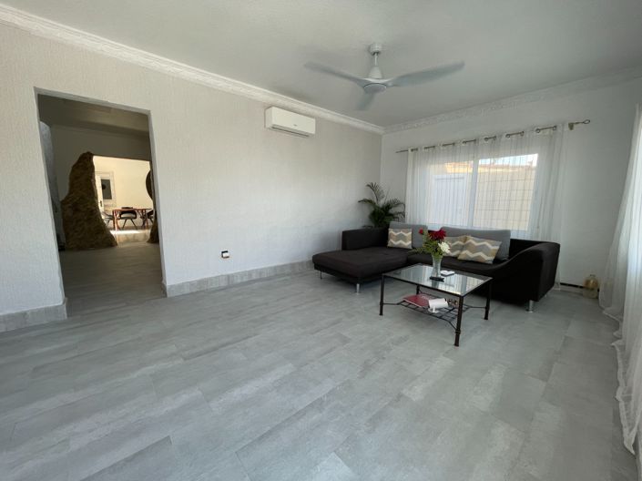 Image No.12-6 Bed Villa for sale