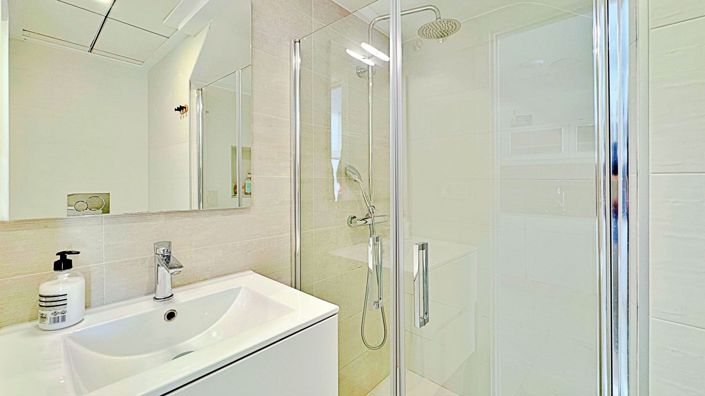 Image No.24-3 Bed House for sale