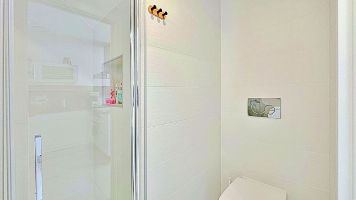 Image No.25-3 Bed House for sale