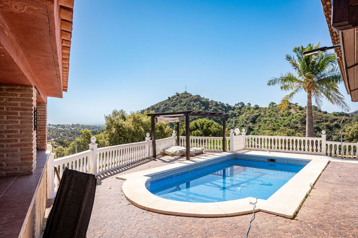 Image No.4-3 Bed Property for sale