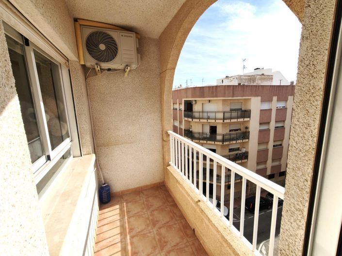 Image No.4-Appartement de 2 chambres à vendre à Torrevieja