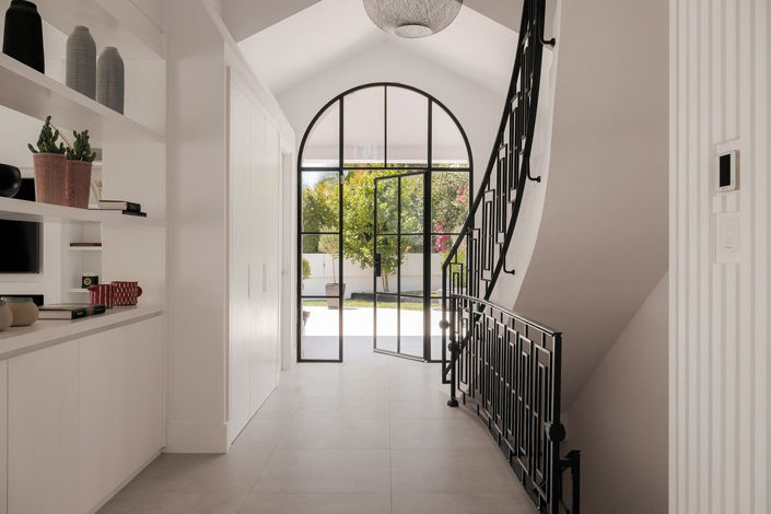 Image No.2-5 Bed Villa for sale