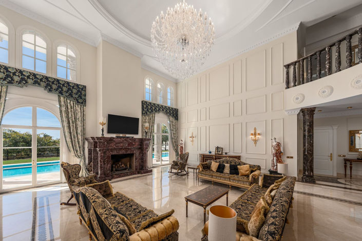 Image No.17-7 Bed Villa for sale