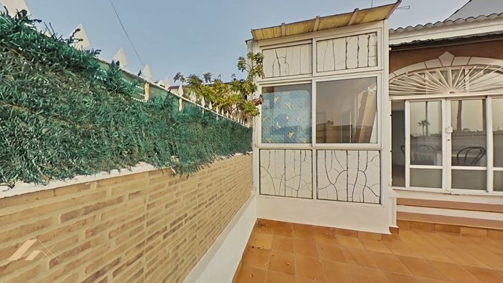 Image No.8-3 Bed Villa for sale