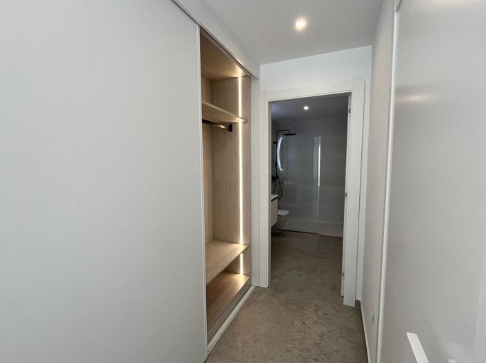 Image No.18-3 Bed Apartment for sale