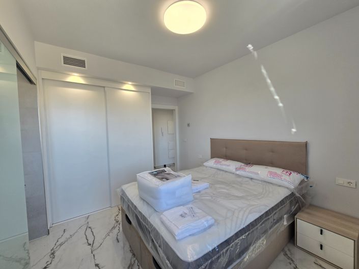 Image No.25-2 Bed Apartment for sale