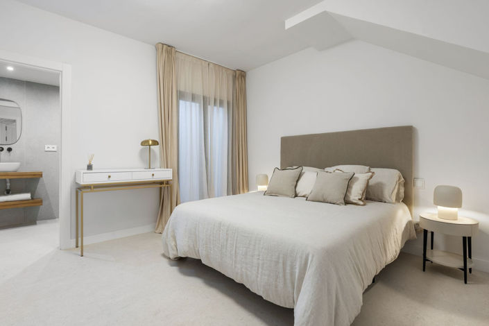 Image No.20-Maison de ville de 4 chambres à vendre à Nueva Andalucia