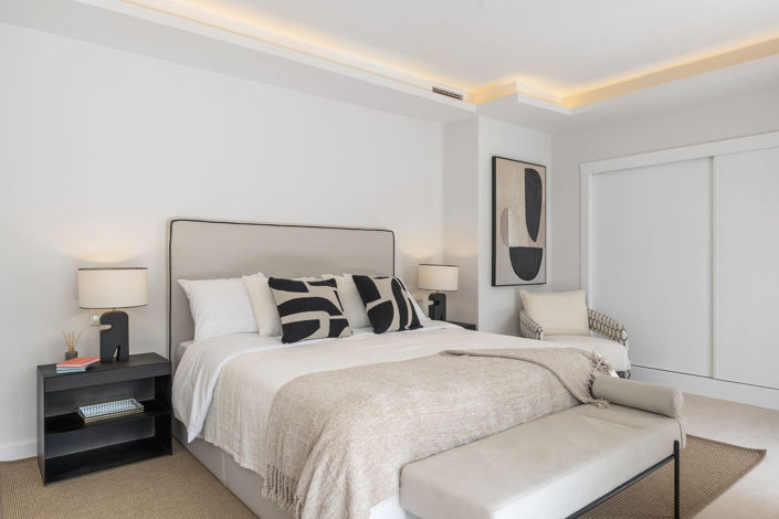 Image No.32-4 Bed Townhouse for sale