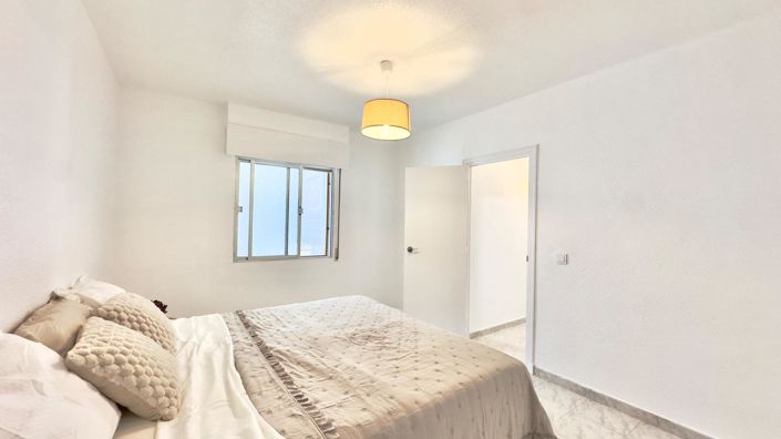 Image No.10-3 Bed Apartment for sale