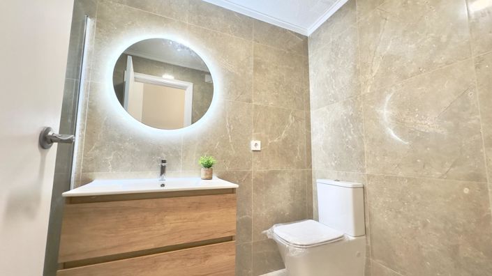 Image No.12-3 Bed Apartment for sale