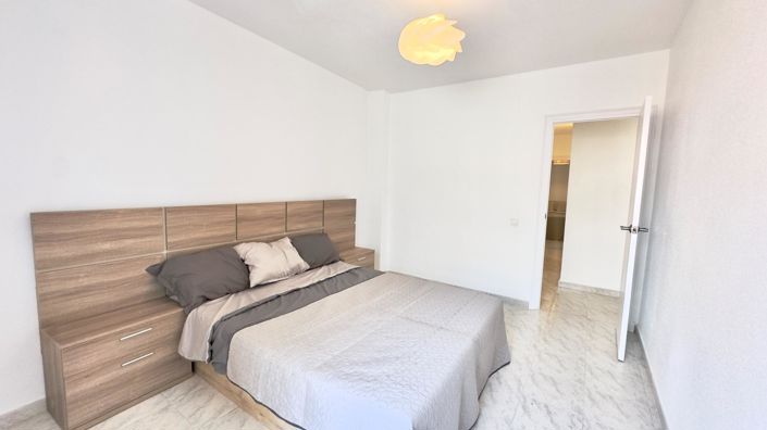 Image No.19-3 Bed Apartment for sale