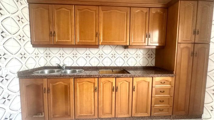 Image No.24-3 Bed Apartment for sale