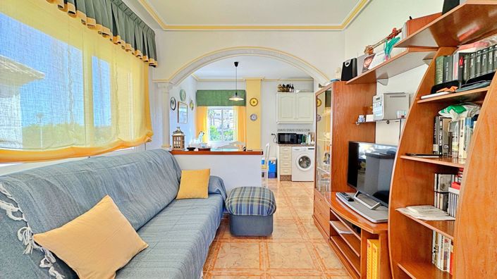 Image No.18-2 Bed House for sale
