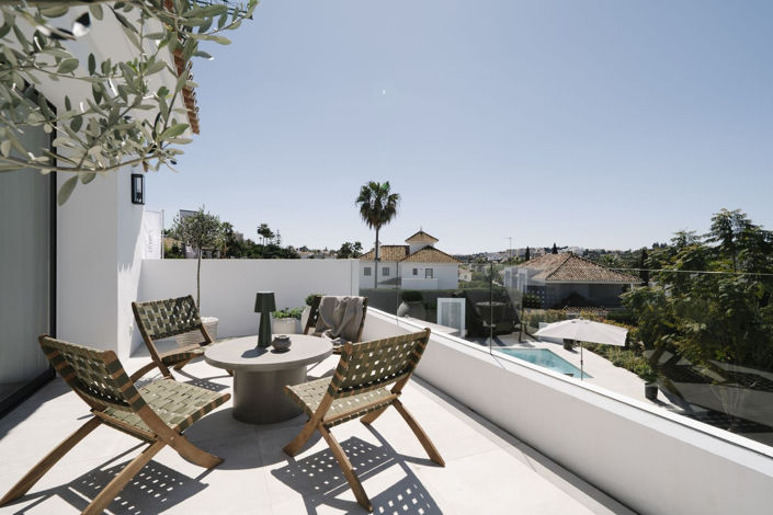Image No.8-5 Bed Townhouse for sale