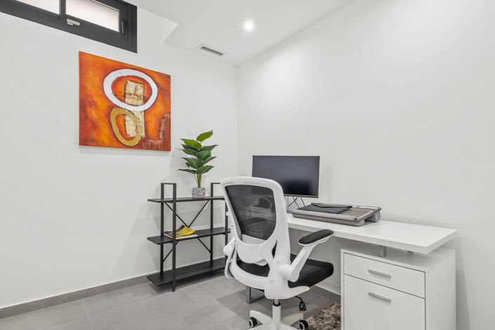 Image No.11-4 Bed Villa for sale