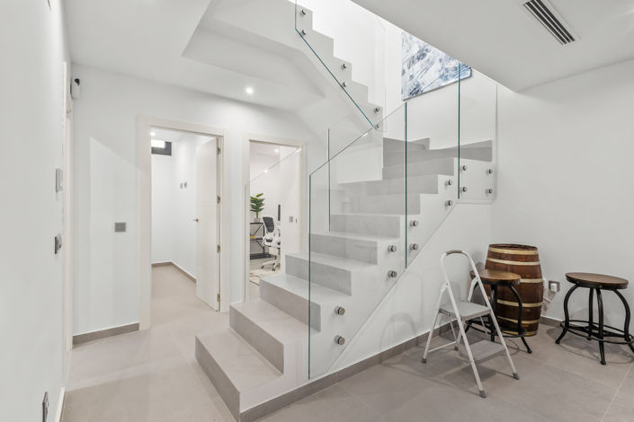 Image No.9-4 Bed Villa for sale