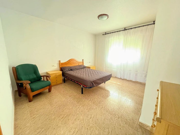 Image No.12-5 Bed Townhouse for sale