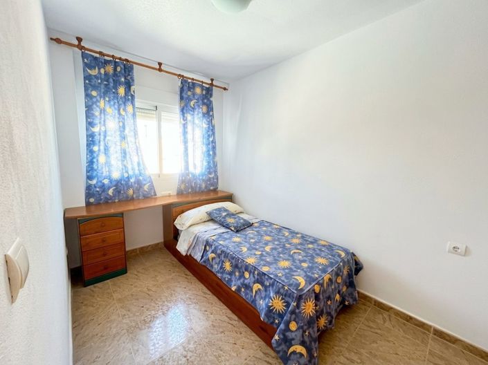 Image No.9-5 Bed House for sale