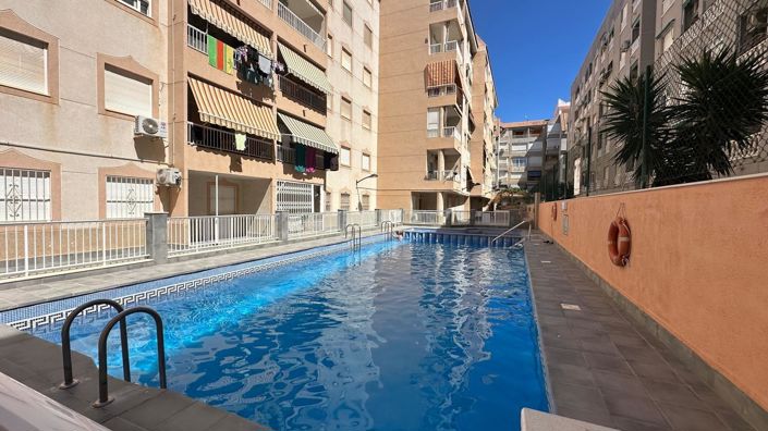 Image No.32-Appartement de 2 chambres à vendre à Torrevieja