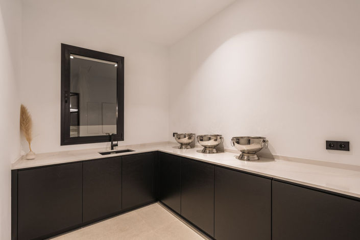 Image No.14-6 Bed Villa for sale