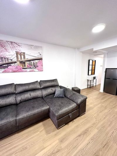 Image No.2-Appartement de 2 chambres à vendre à Torrevieja