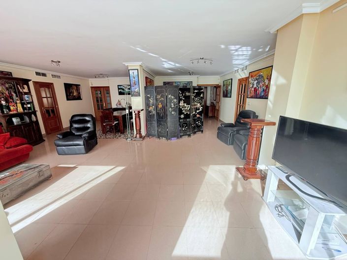 Image No.3-4 Bed Apartment for sale