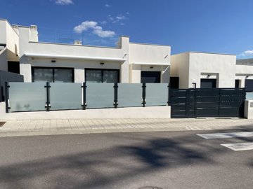 semi-detached-lo-romero-golf-at25130-1