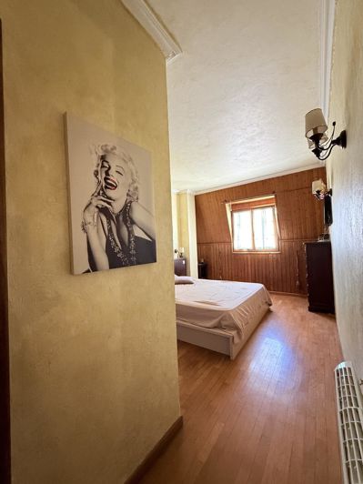 Image No.16-4 Bed Townhouse for sale