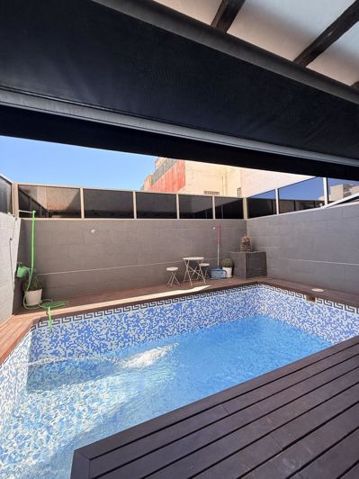 Image No.49-4 Bed Townhouse for sale